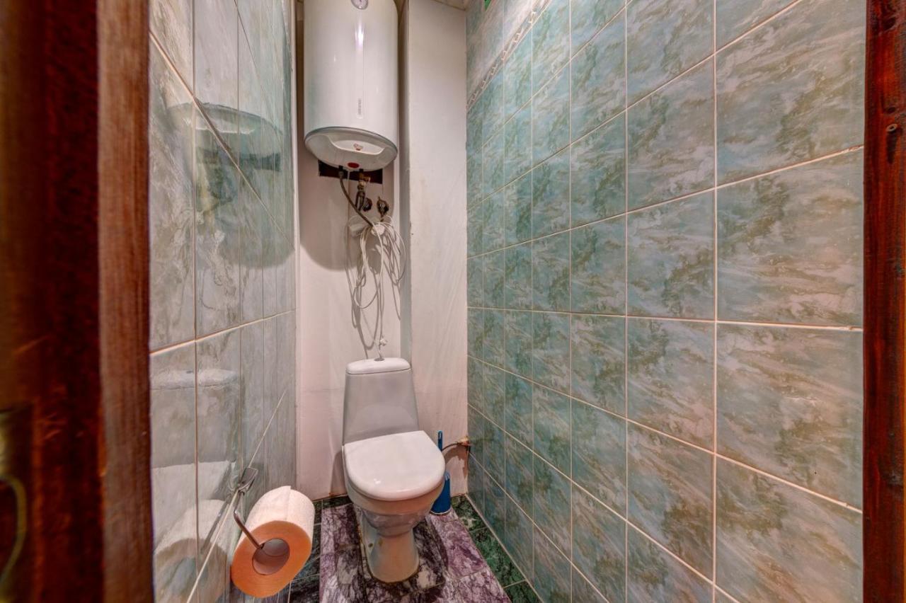 Three-Room Apartment Near Ocean Plaza Kiew Exterior foto
